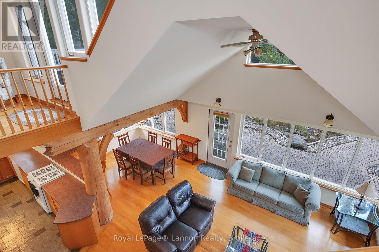 2165 Gregor Road Property Photo 18