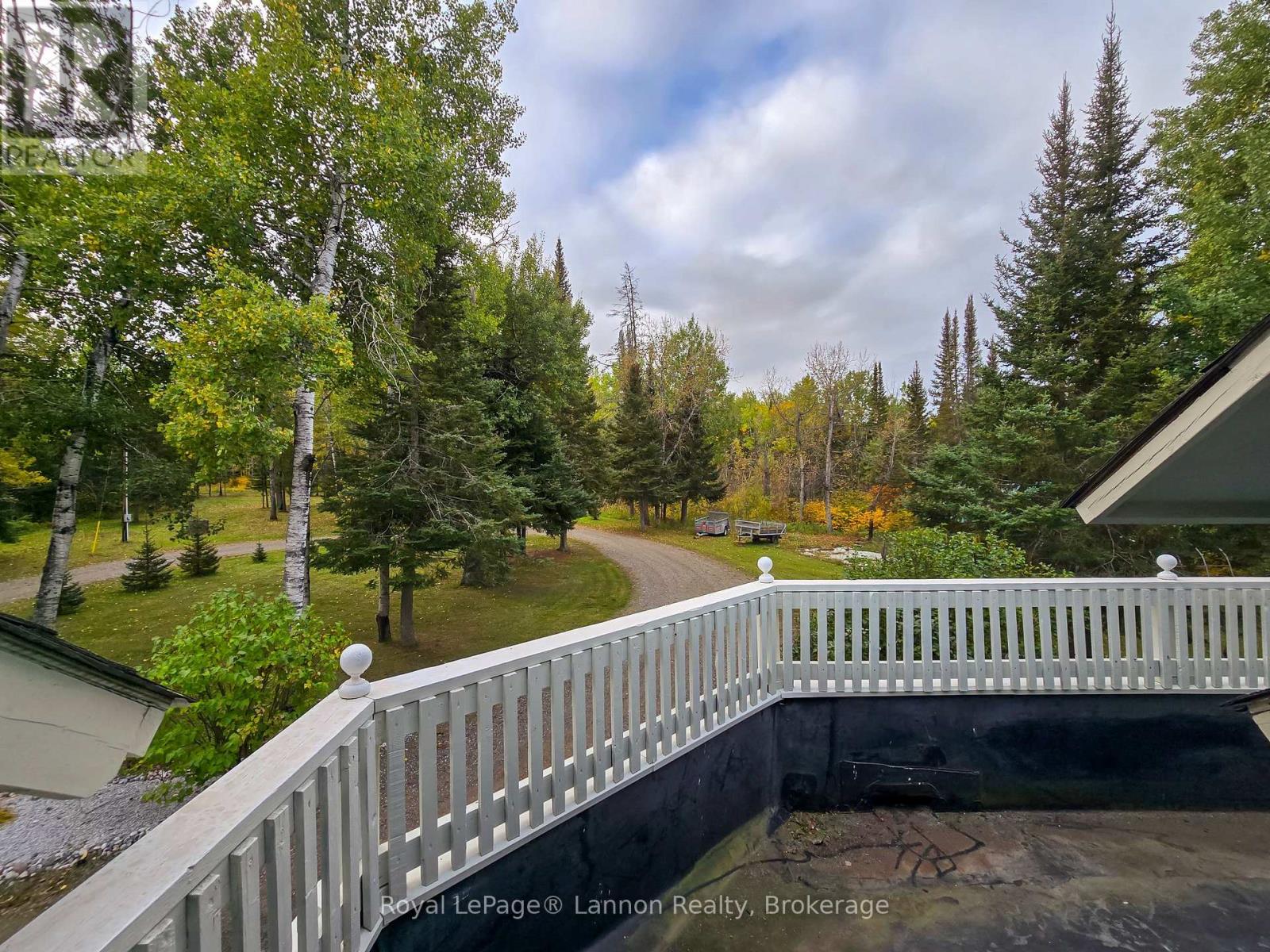 2165 Gregor Road Property Photo 39