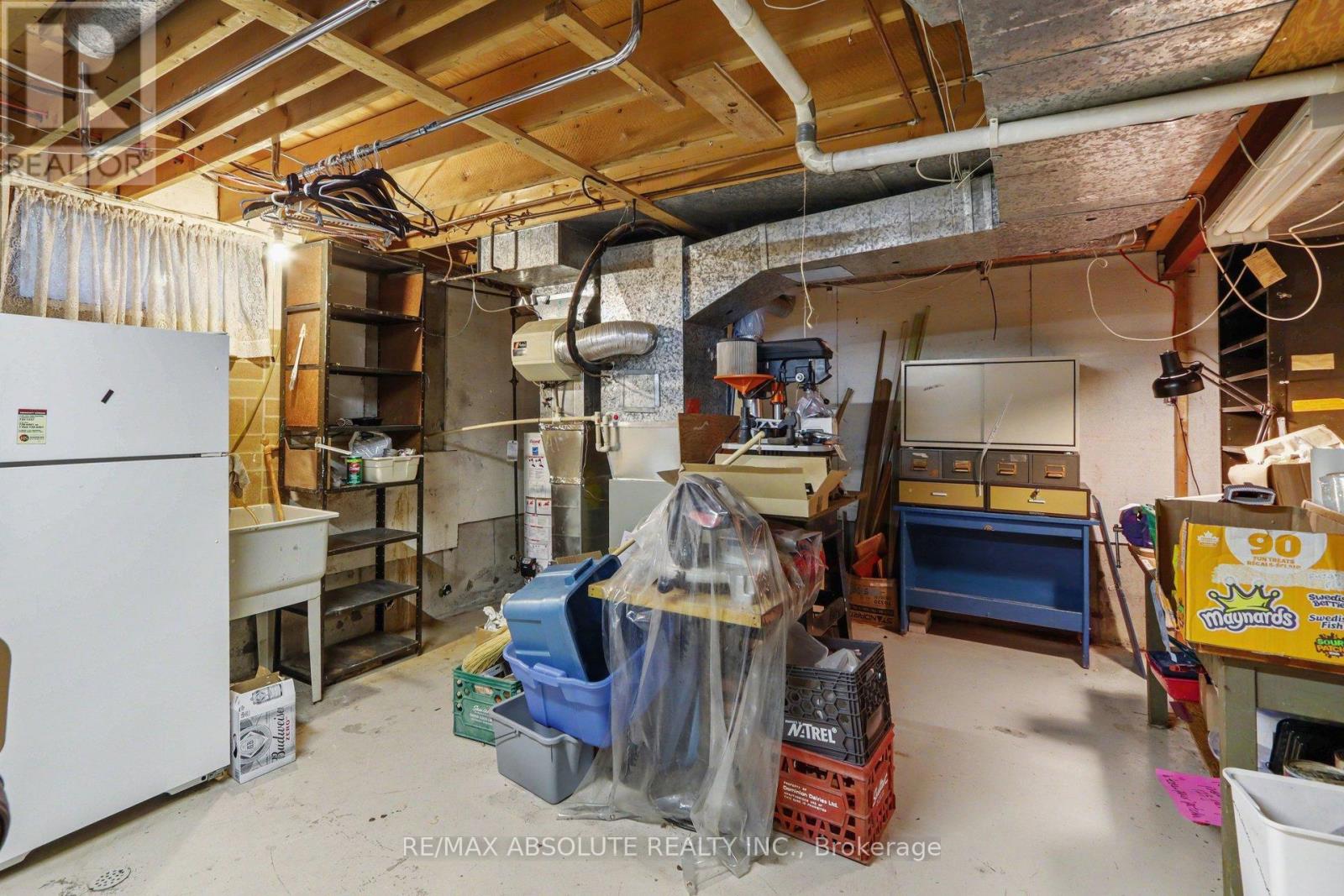 125 Juniper Street E Property Photo 27