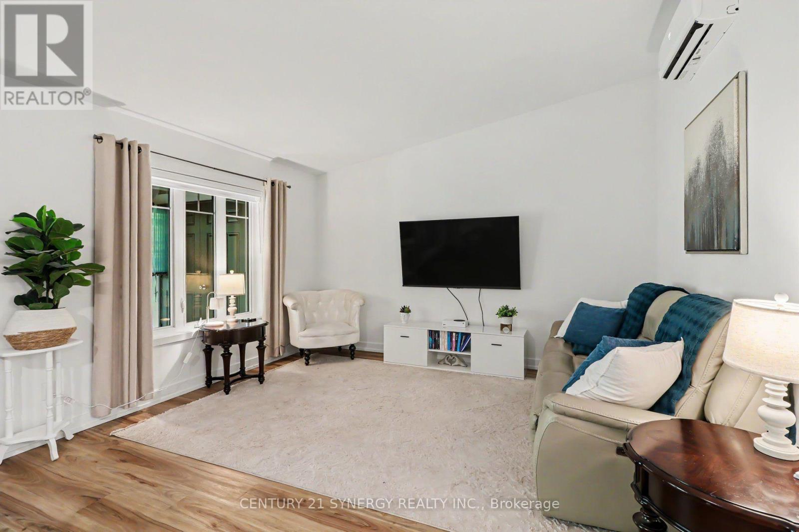 406 - 99 St Moritz Trail Property Photo 4