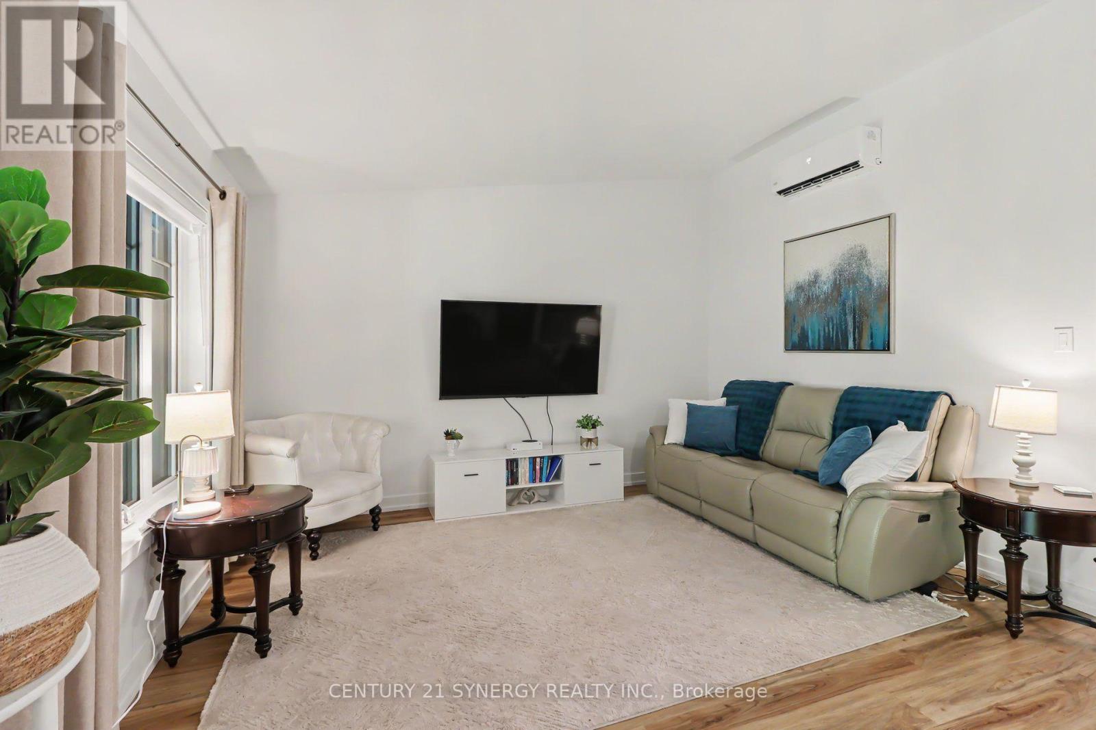 406 - 99 St Moritz Trail Property Photo 5