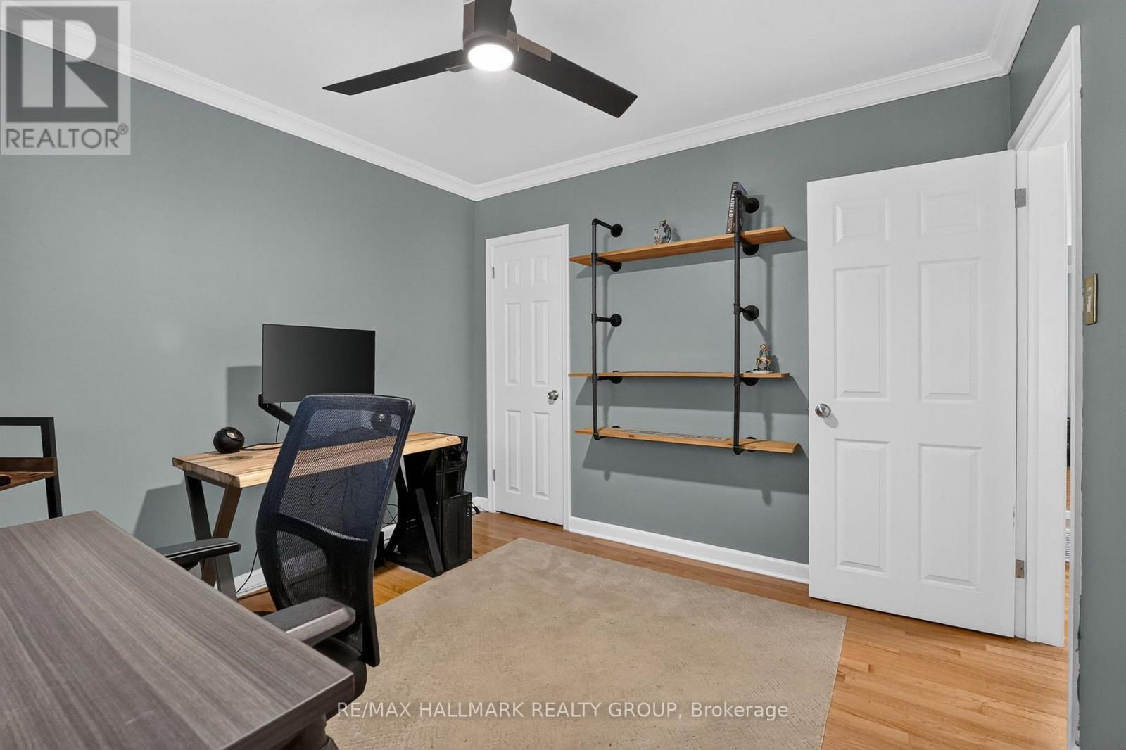 987 Neville Street Property Photo 24