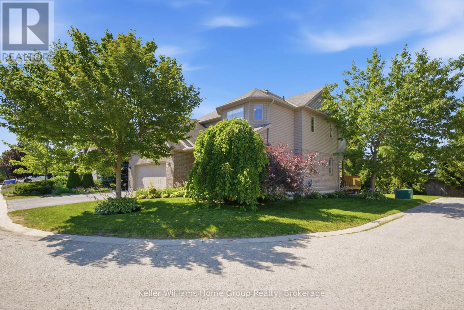 30 Inett Way Property Photo 5