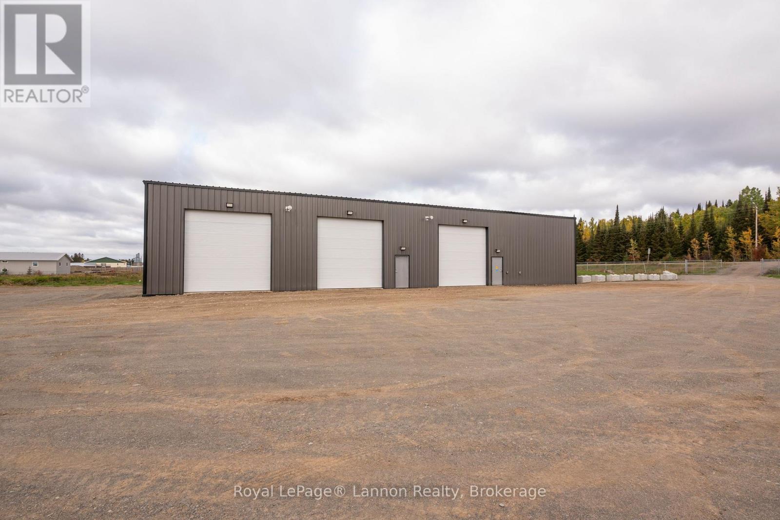 32 Wideman Drive Property Photo 2