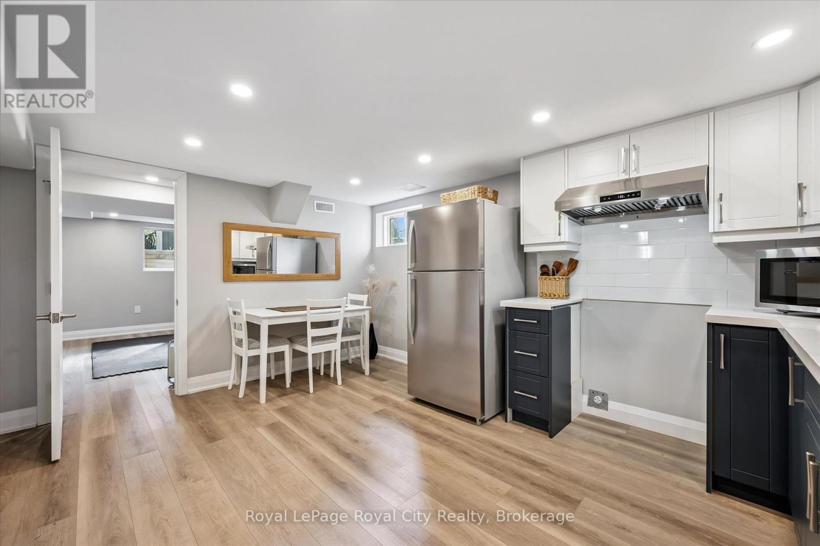 20 Highview Place Property Photo 15
