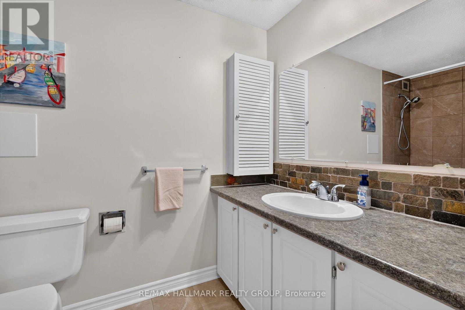 710 - 1485 Baseline Road Property Photo 32