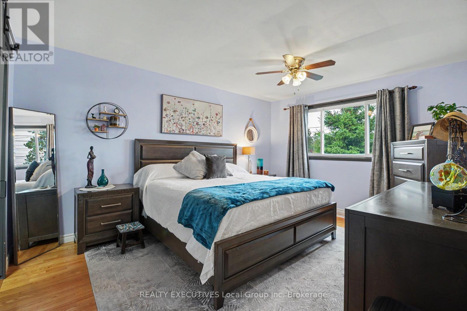 856 Jane Street Property Photo 3