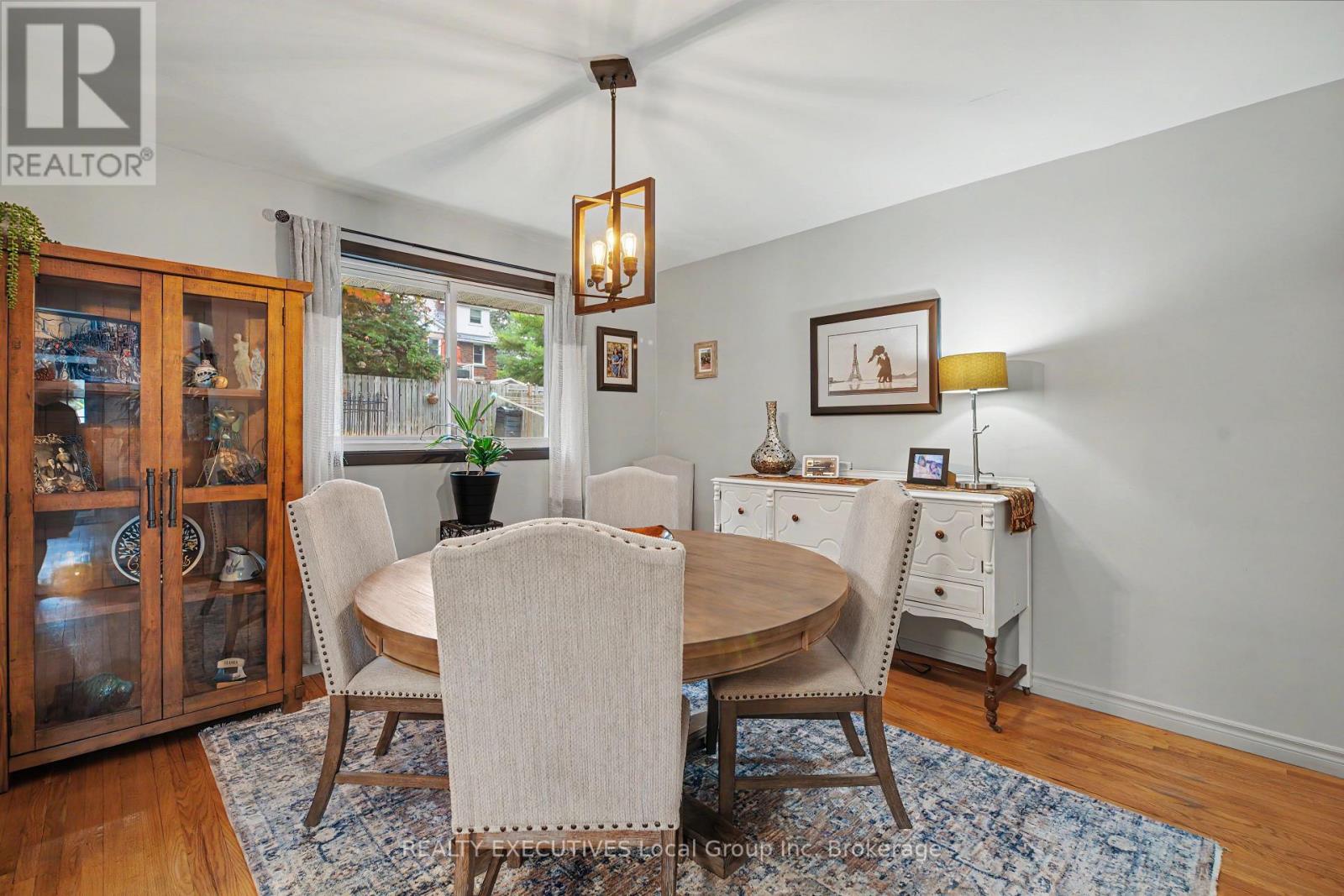 856 Jane Street Property Photo 10
