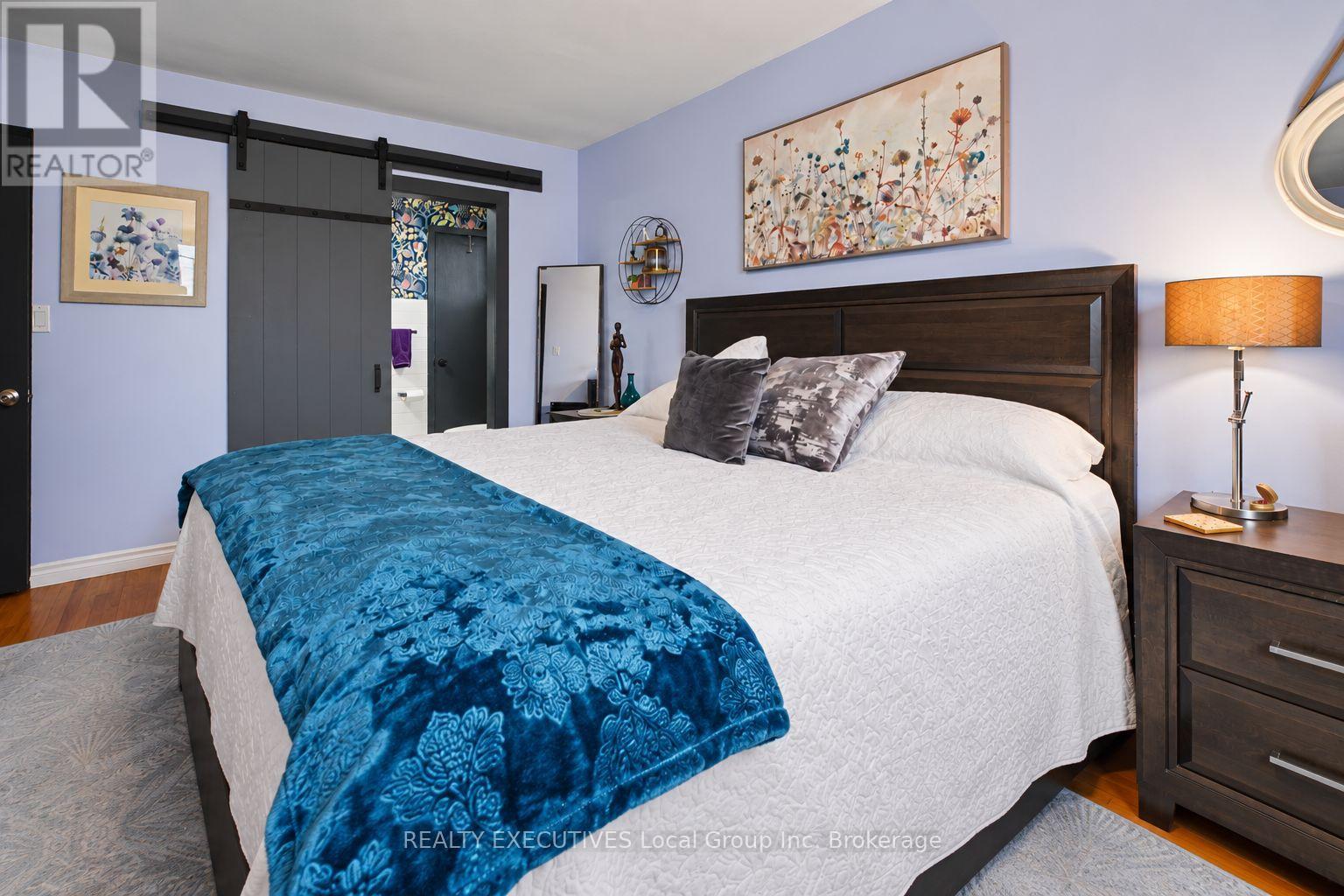 856 Jane Street Property Photo 18