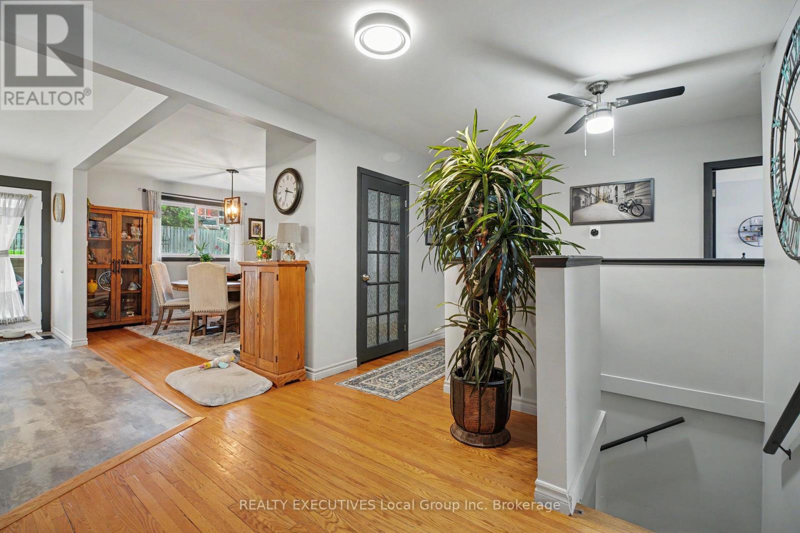 856 Jane Street Property Photo 24