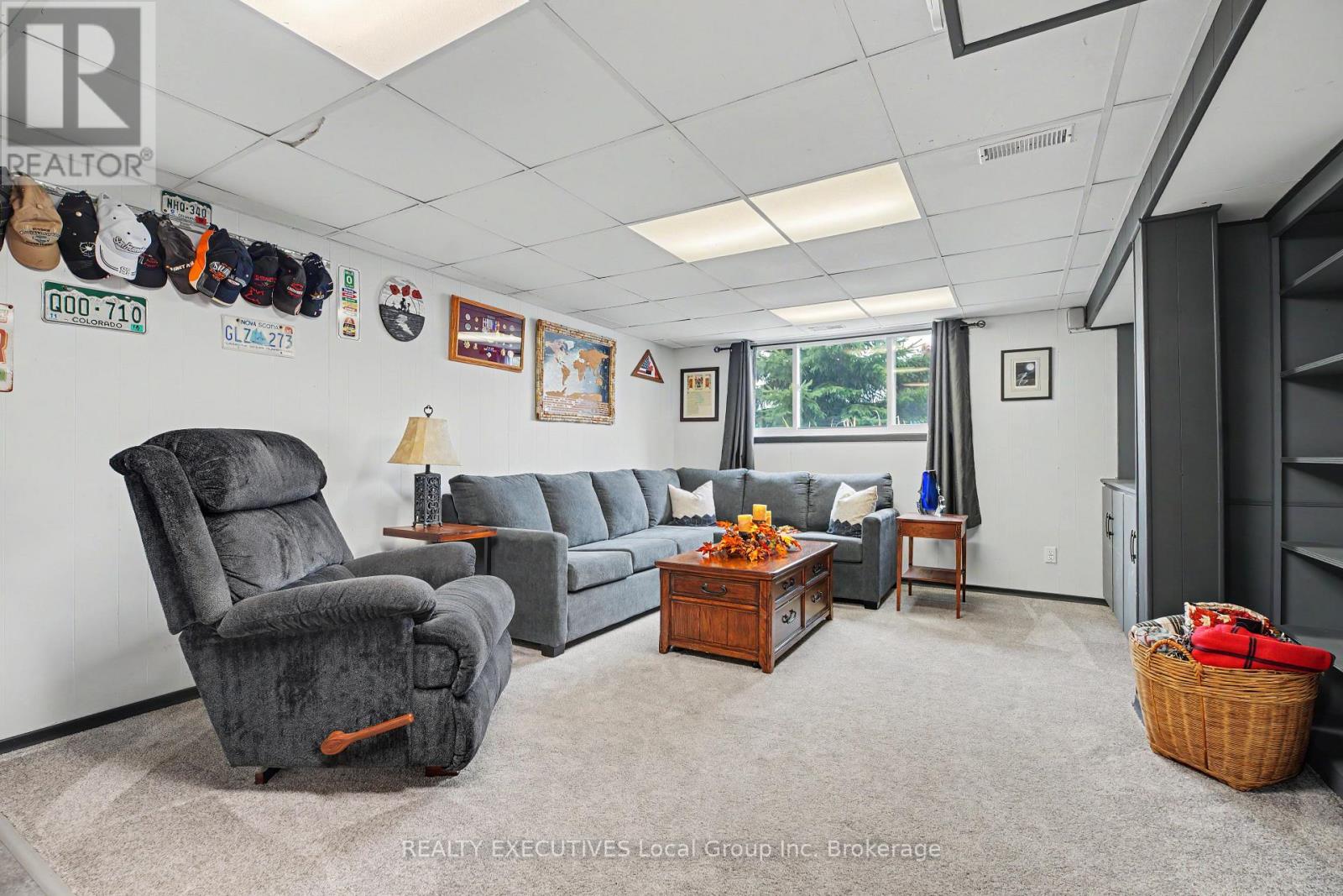 856 Jane Street Property Photo 25
