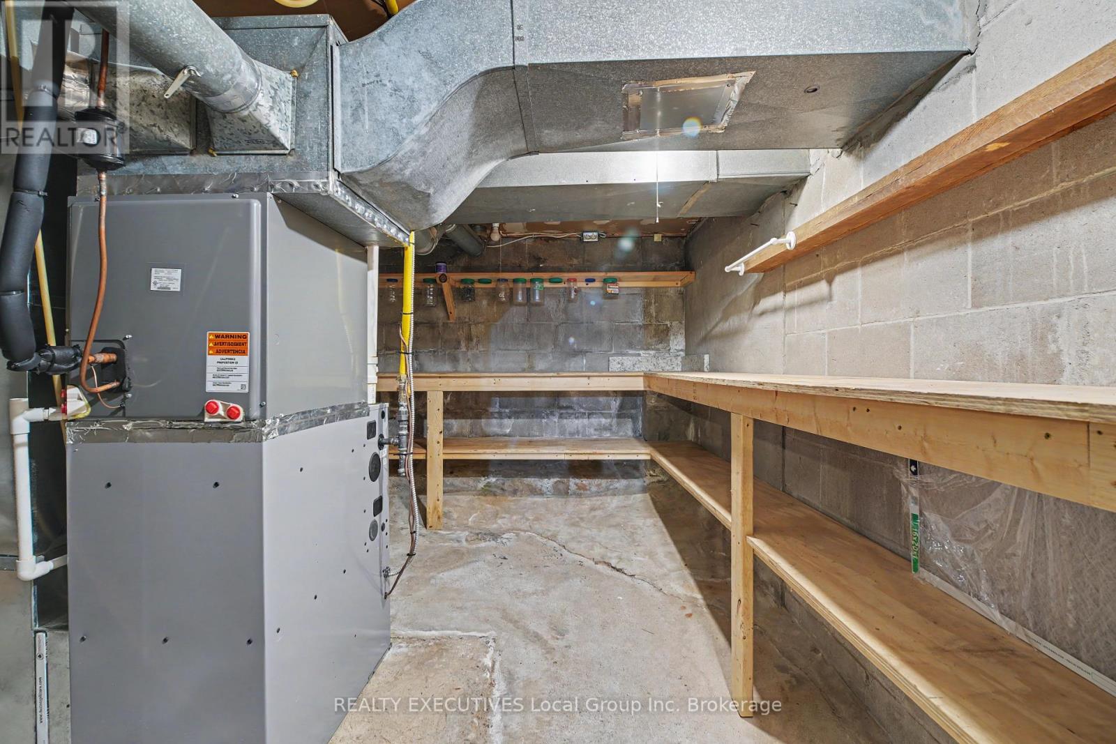 856 Jane Street Property Photo 41