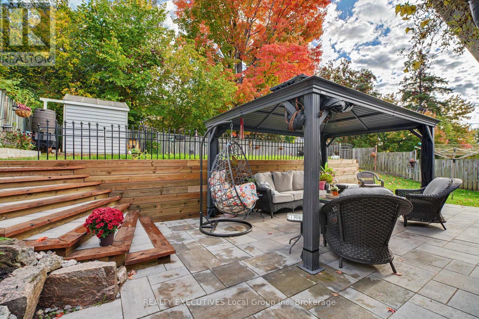 856 Jane Street Property Photo 43