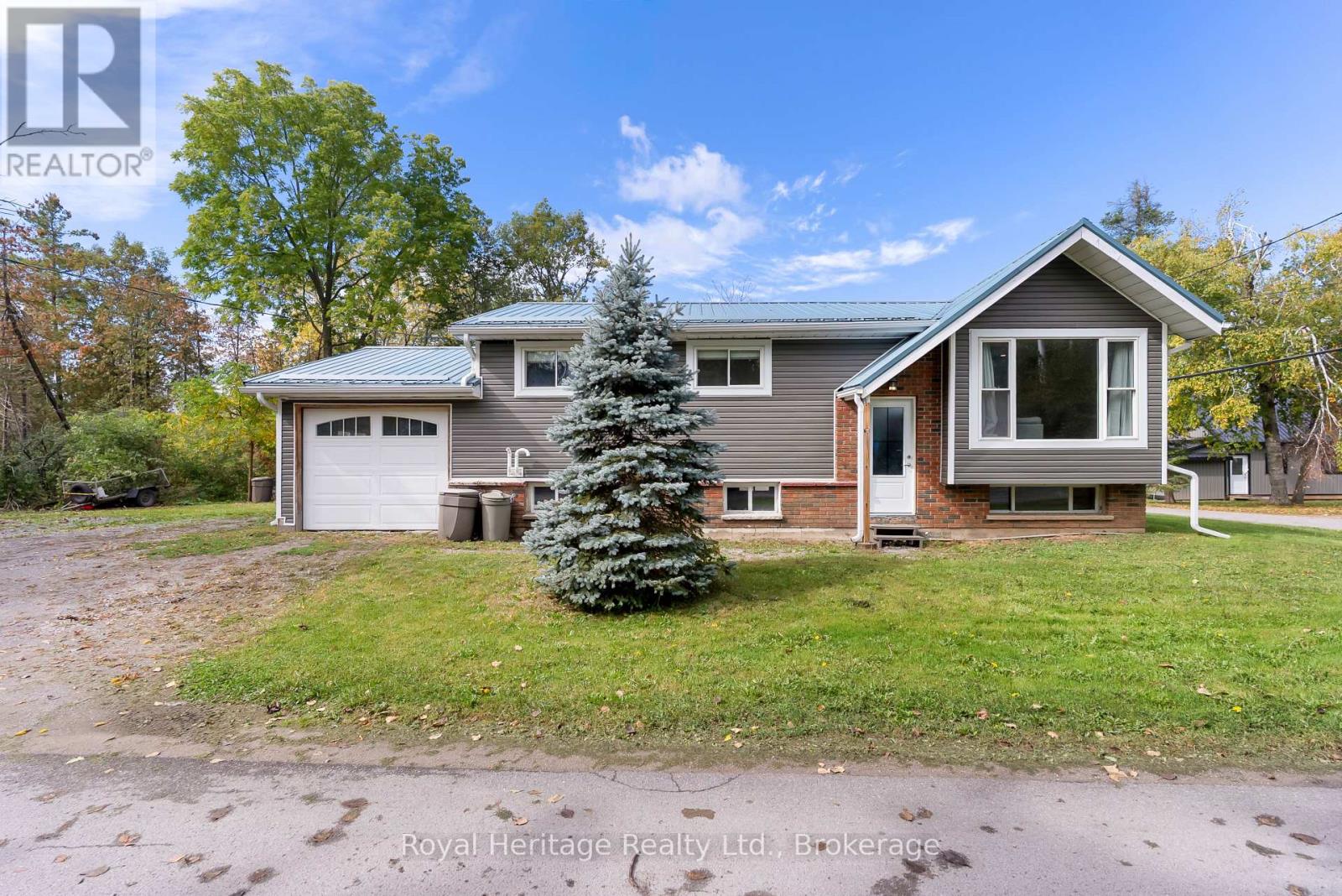 48 Silver Birch Street Property Photo 1