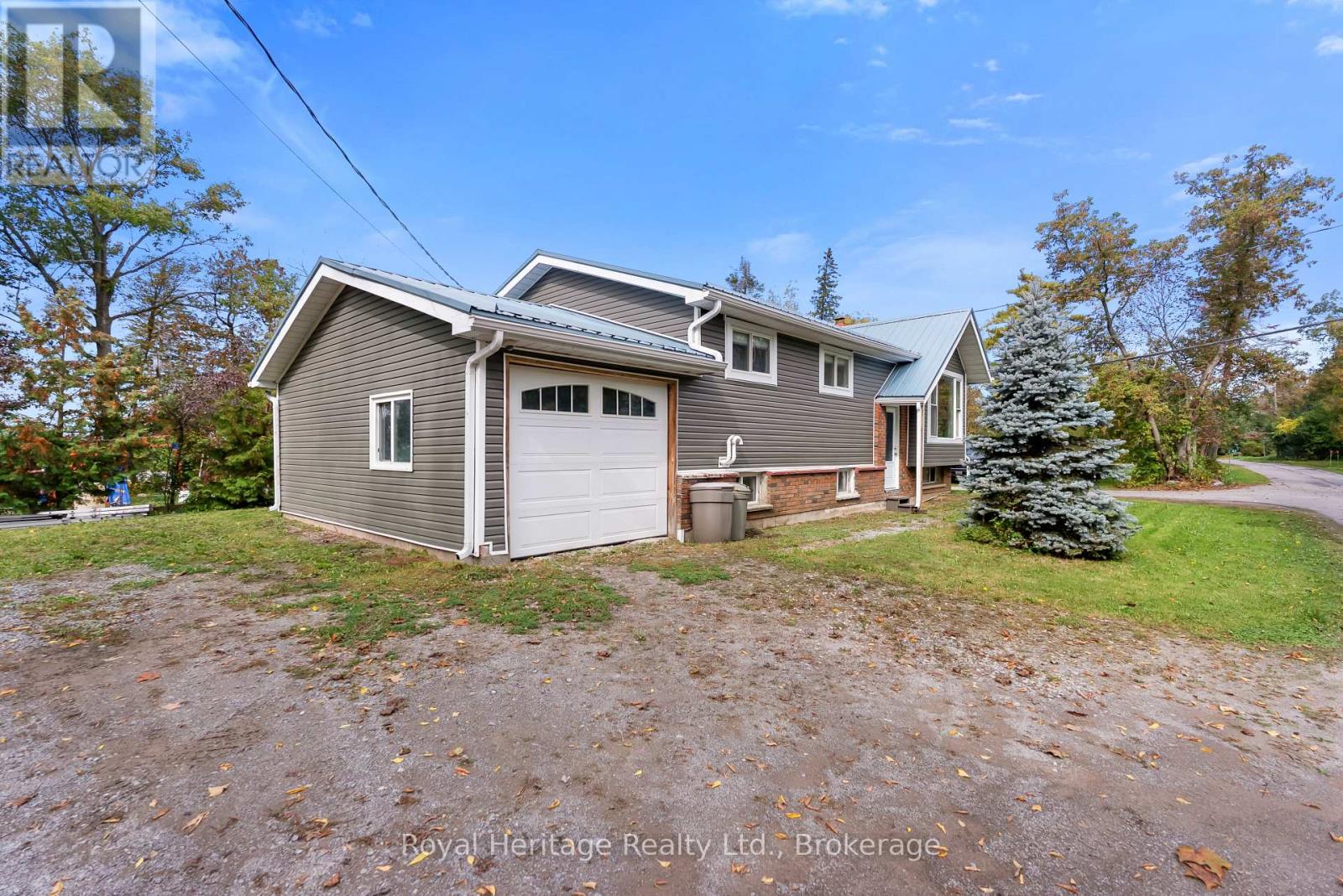 48 Silver Birch Street Property Photo 2