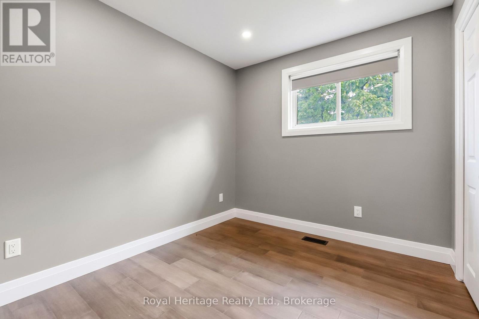 48 Silver Birch Street Property Photo 12