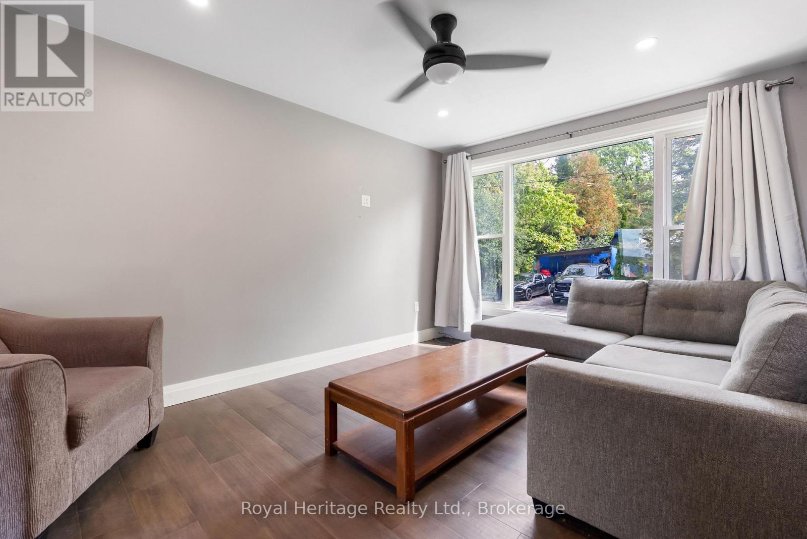 48 Silver Birch Street Property Photo 14