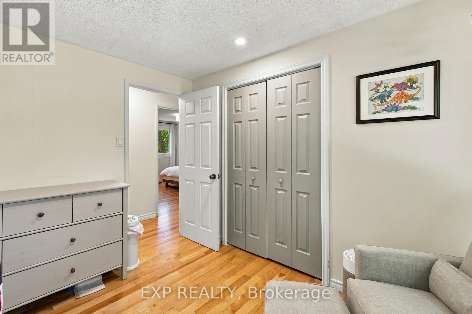 178 Laurentian Drive Property Photo 17
