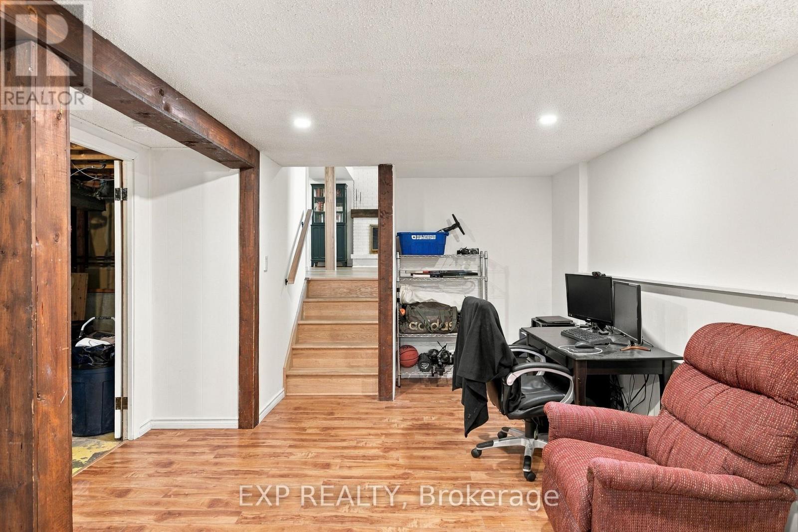 178 Laurentian Drive Property Photo 30