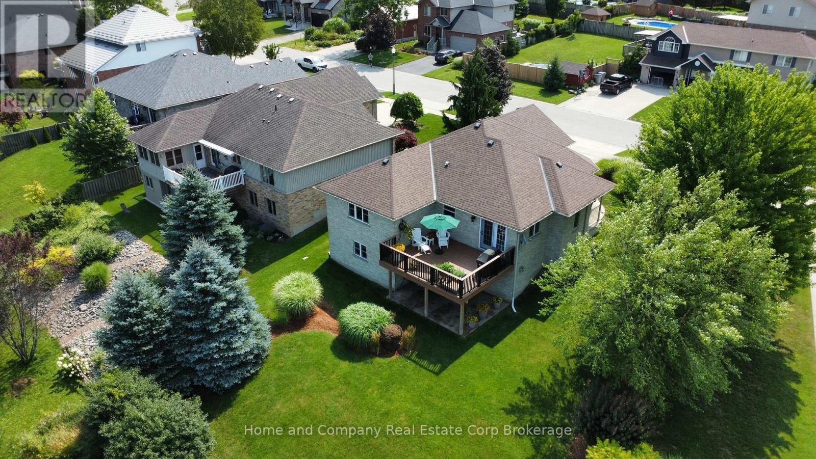 5 Ridgewood Crescent Property Photo 3