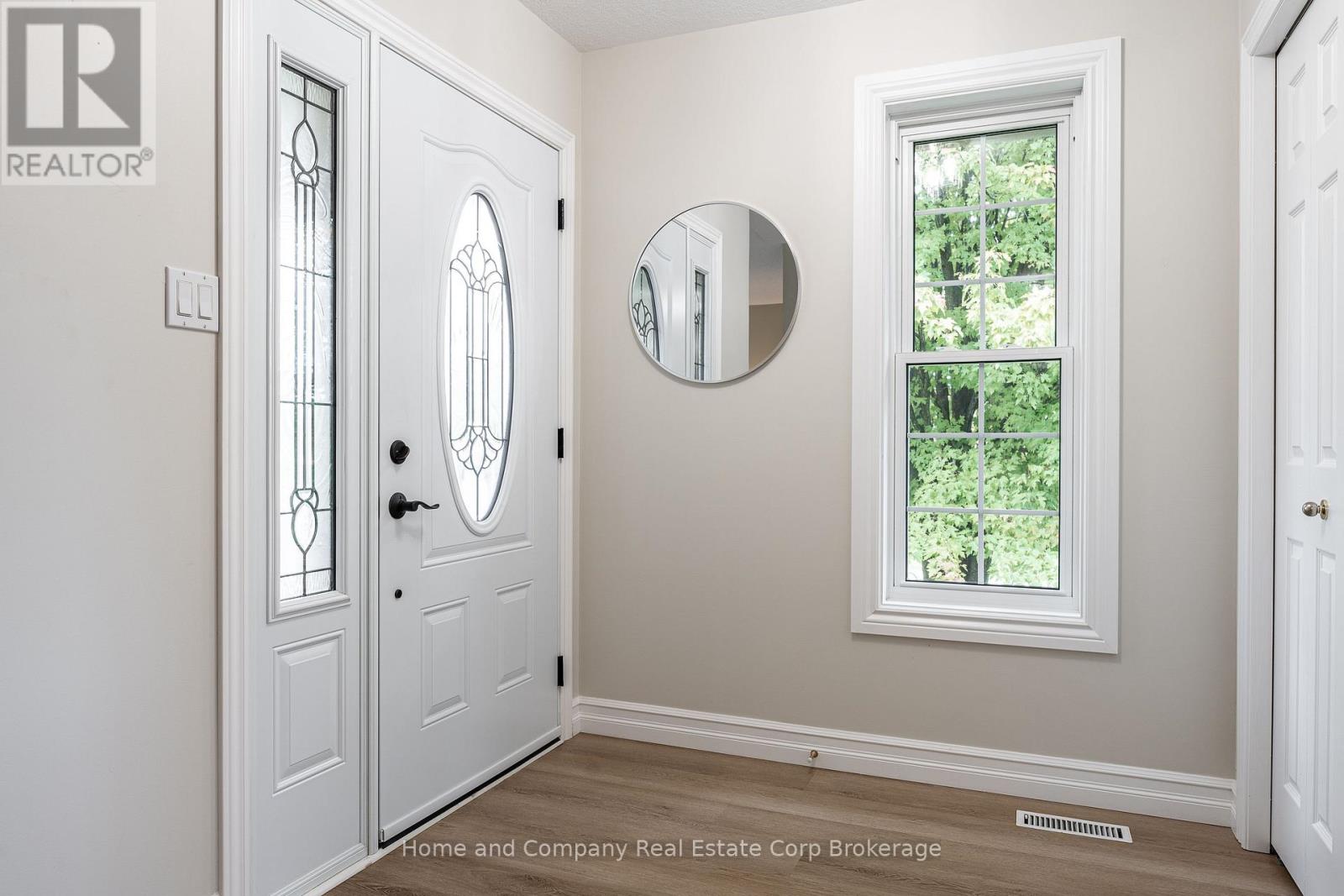 5 Ridgewood Crescent Property Photo 6