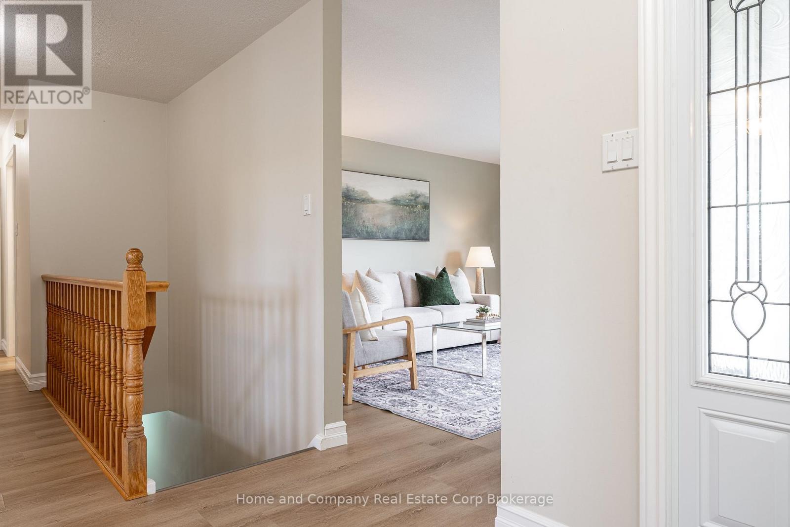 5 Ridgewood Crescent Property Photo 7