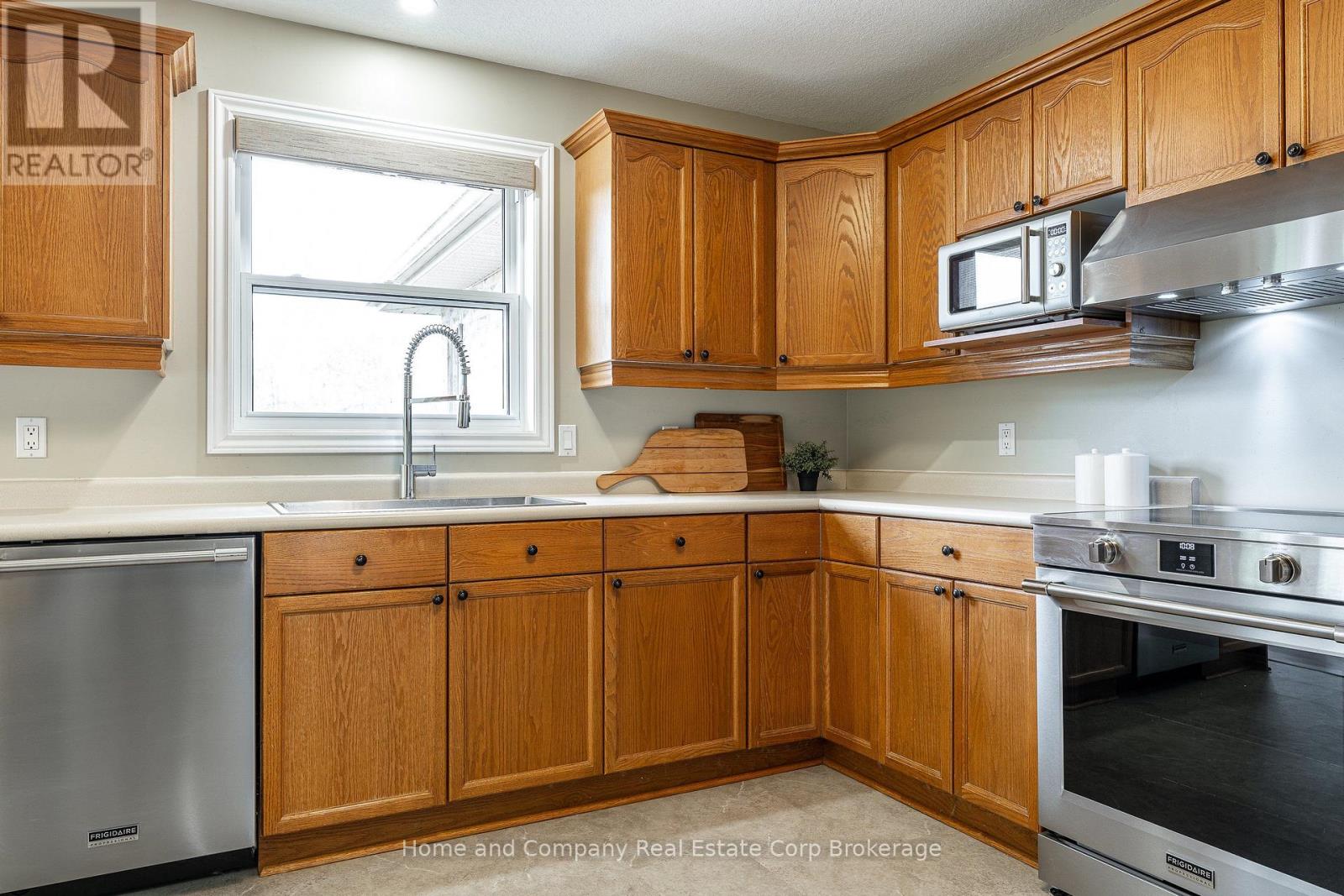 5 Ridgewood Crescent Property Photo 14