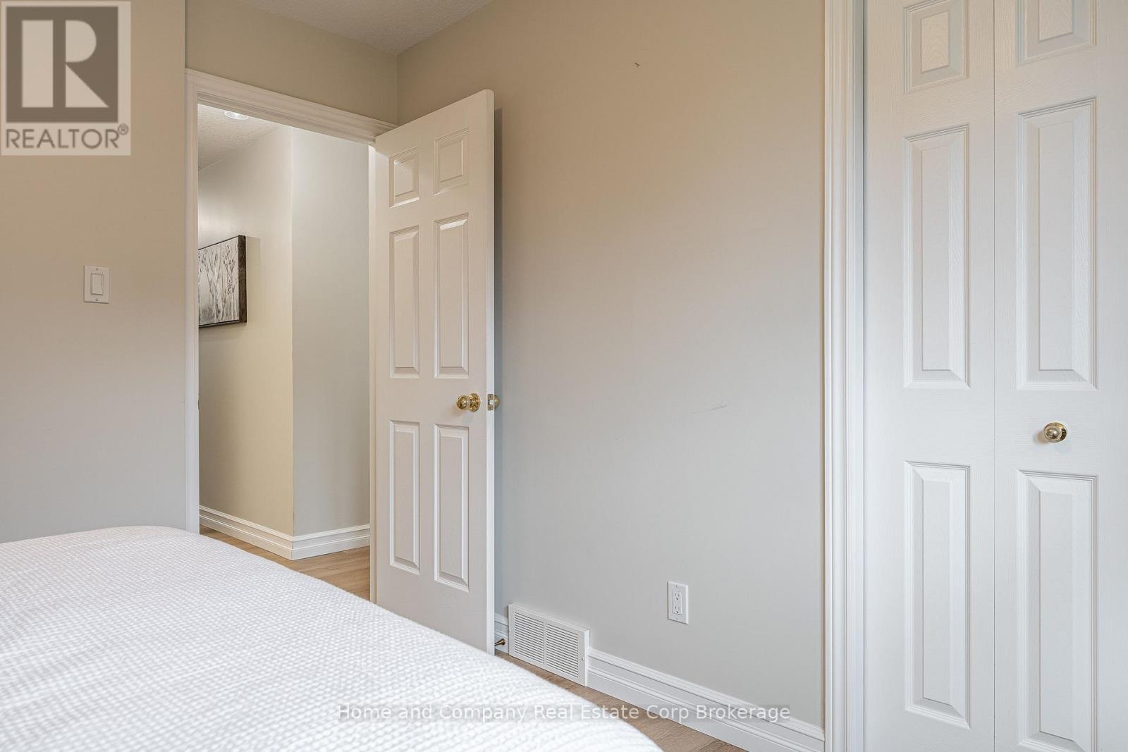 5 Ridgewood Crescent Property Photo 22