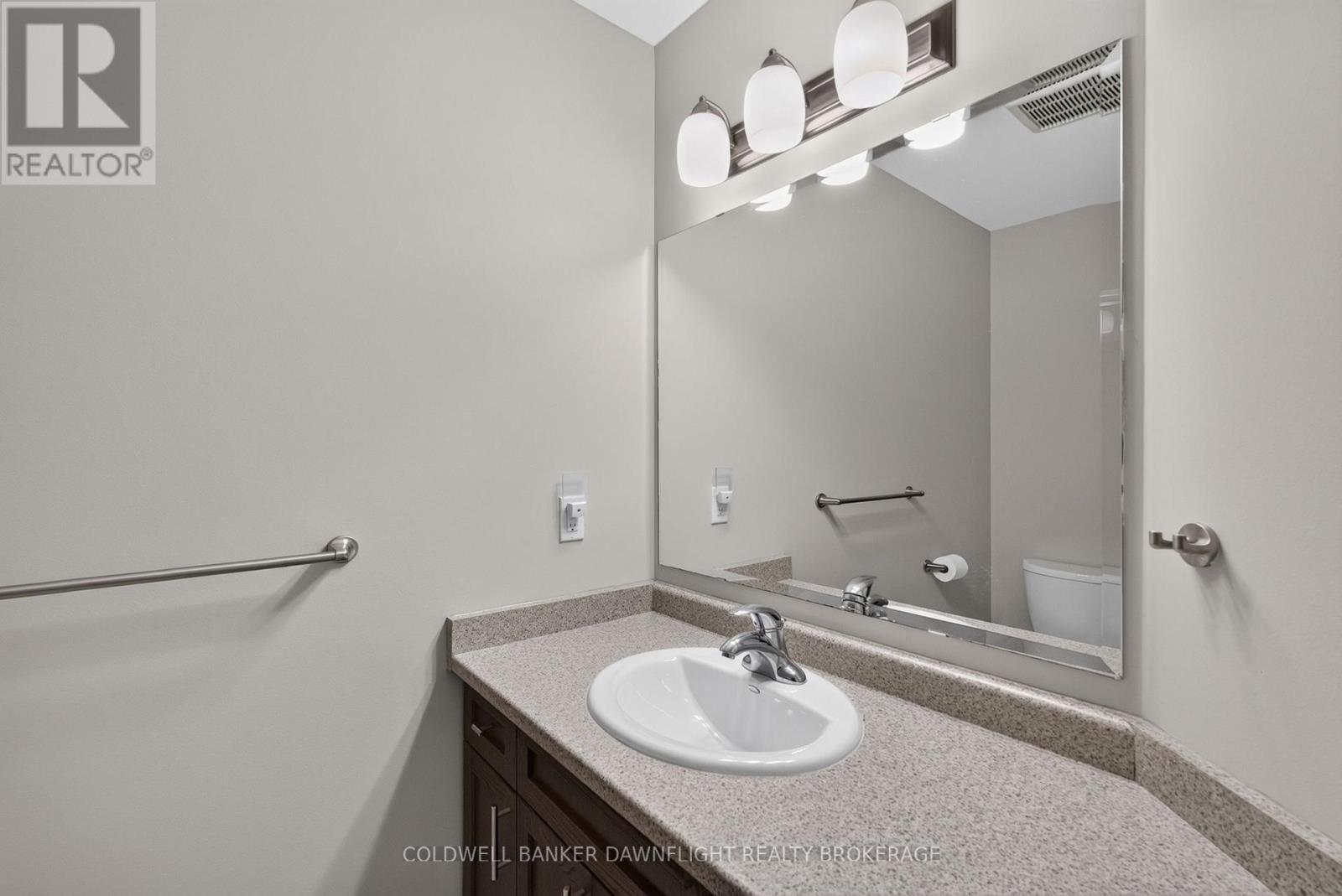83 - 1061 Eagletrace Drive Property Photo 22