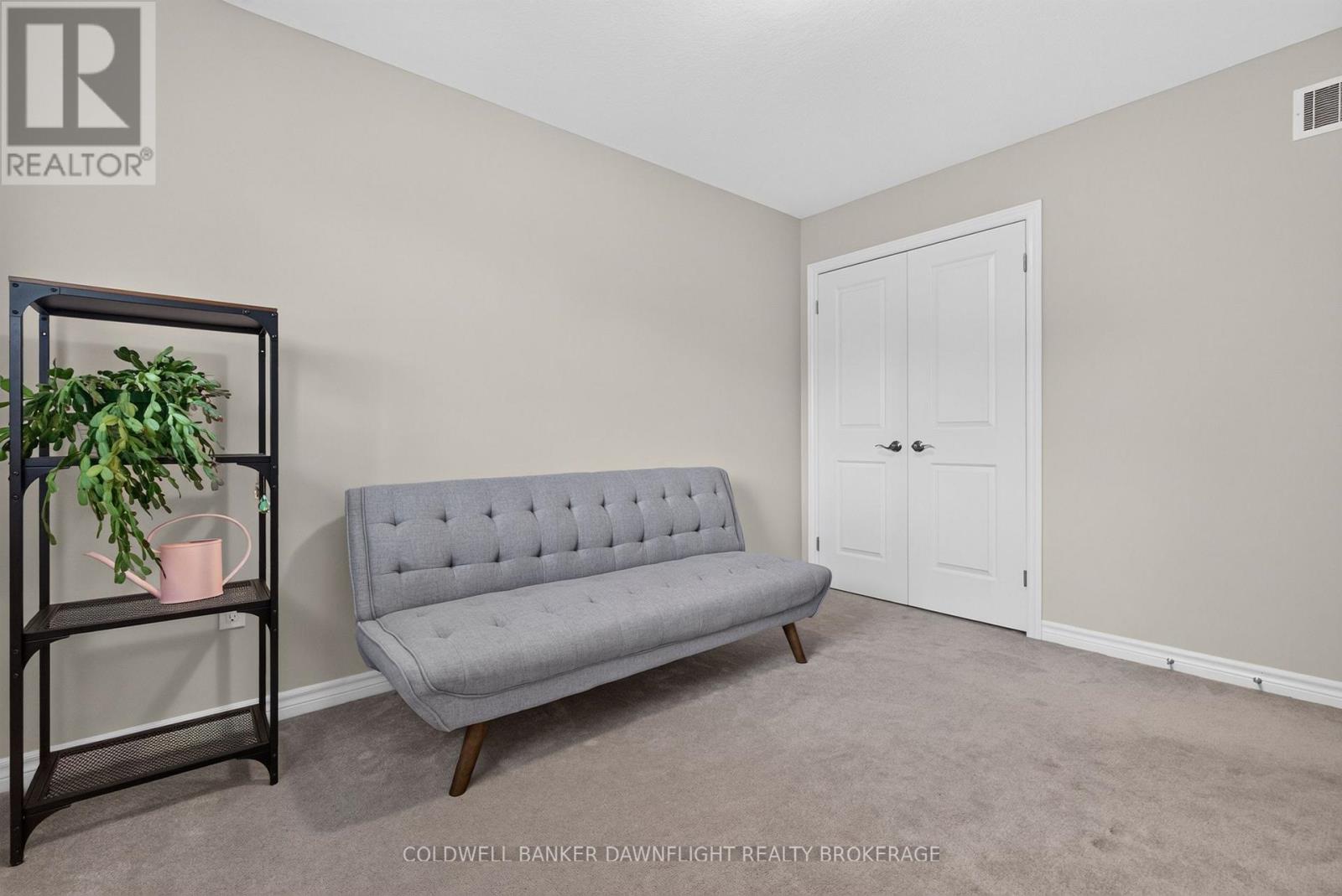 83 - 1061 Eagletrace Drive Property Photo 29