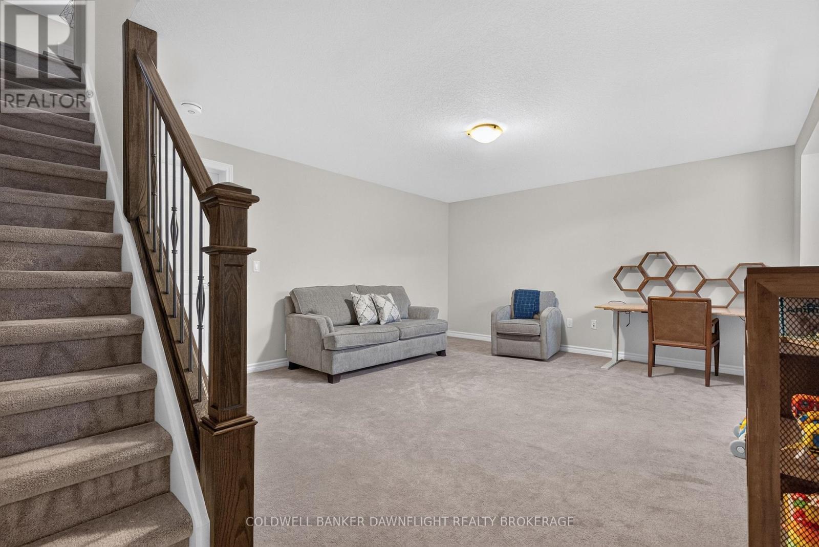 83 - 1061 Eagletrace Drive Property Photo 30
