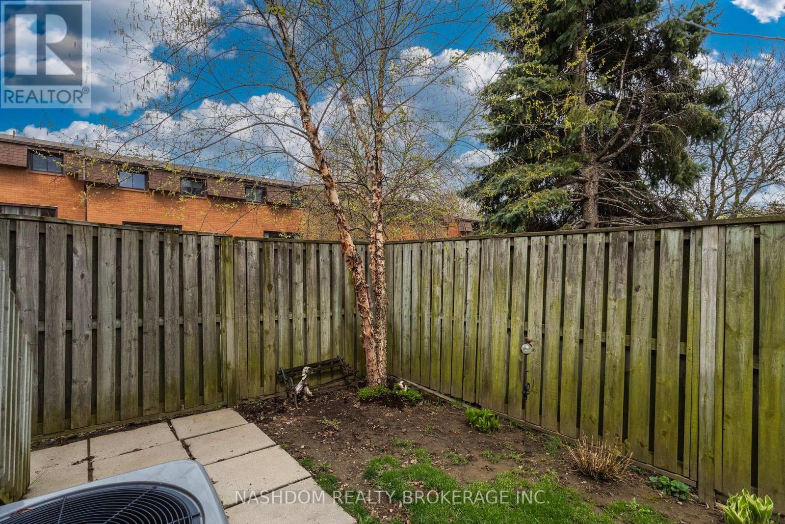 L4 - 444 Stone Church Road W Property Photo 36