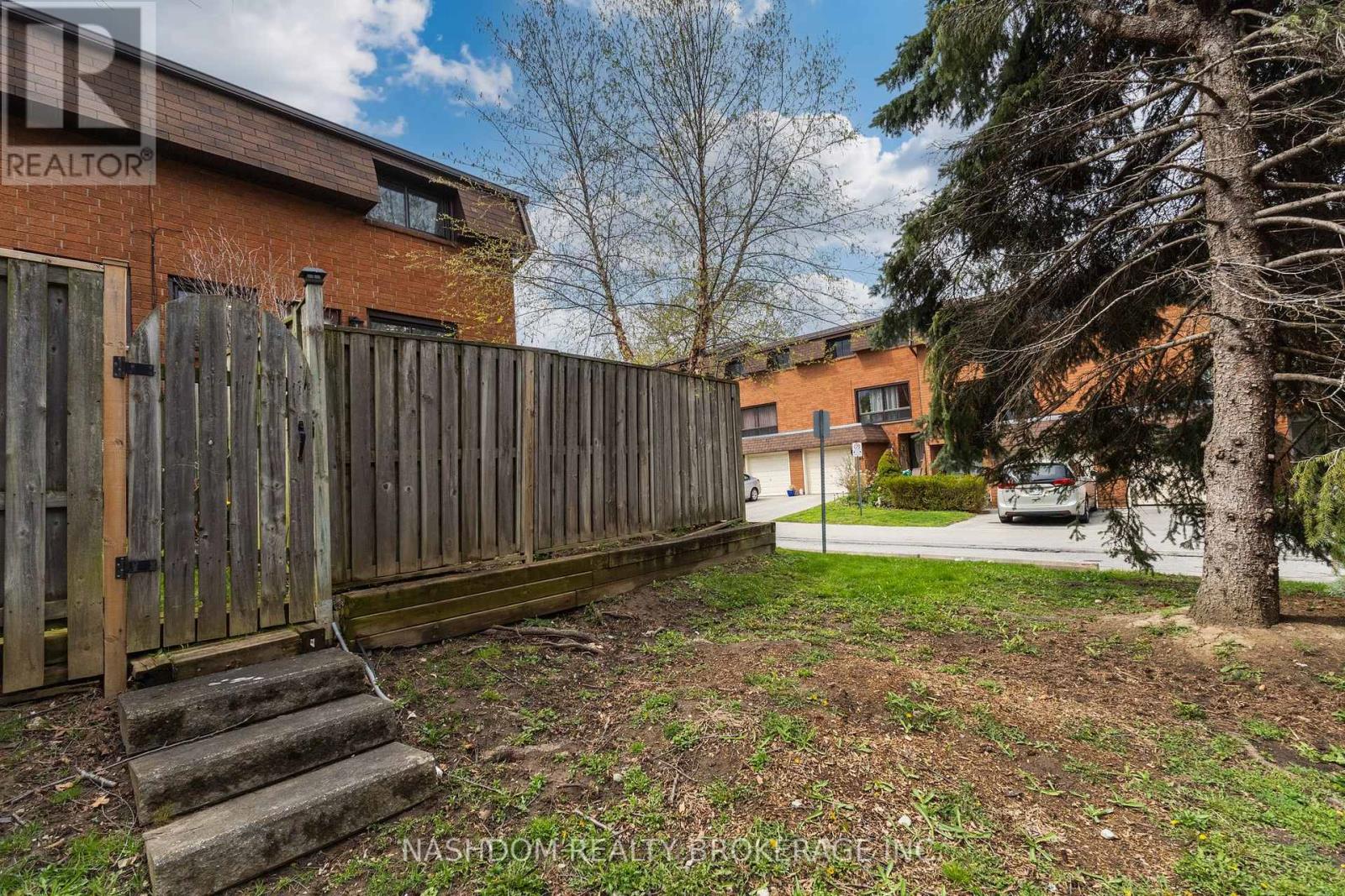 L4 - 444 Stone Church Road W Property Photo 38