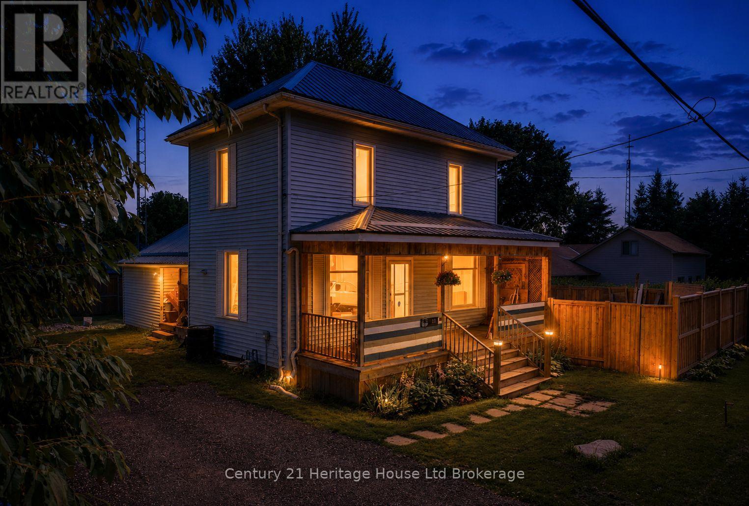 11 Wood Street W Property Photo 3