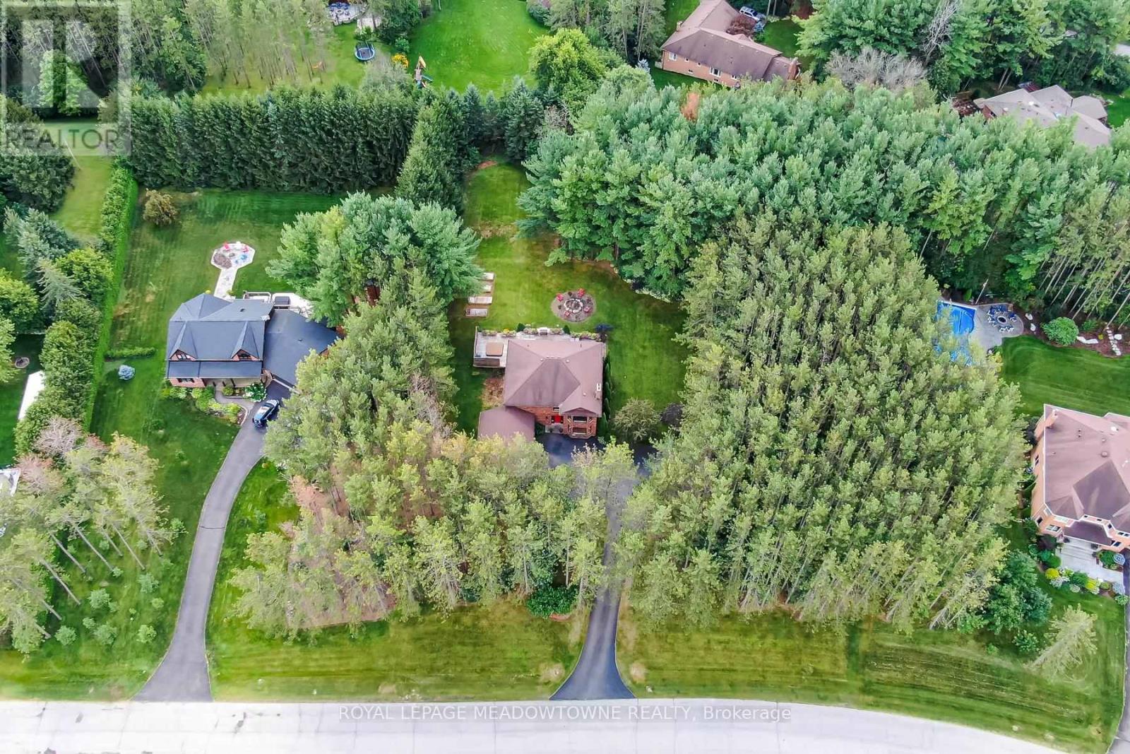 4 Pine Ridge Road Property Photo 5