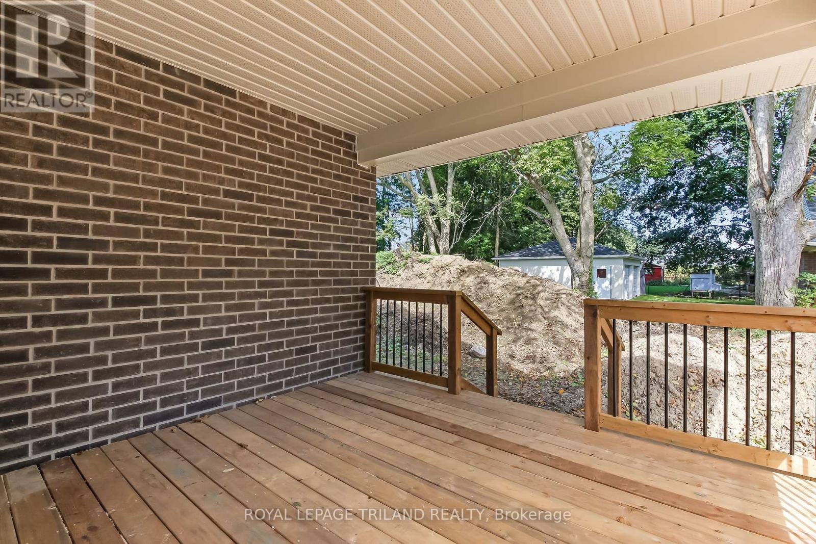 283 Ridout Street Property Photo 12