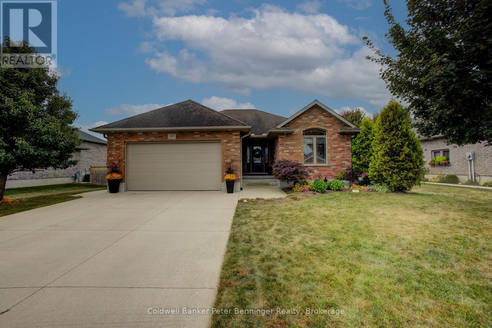 395 3rd Street S Property Photo 1