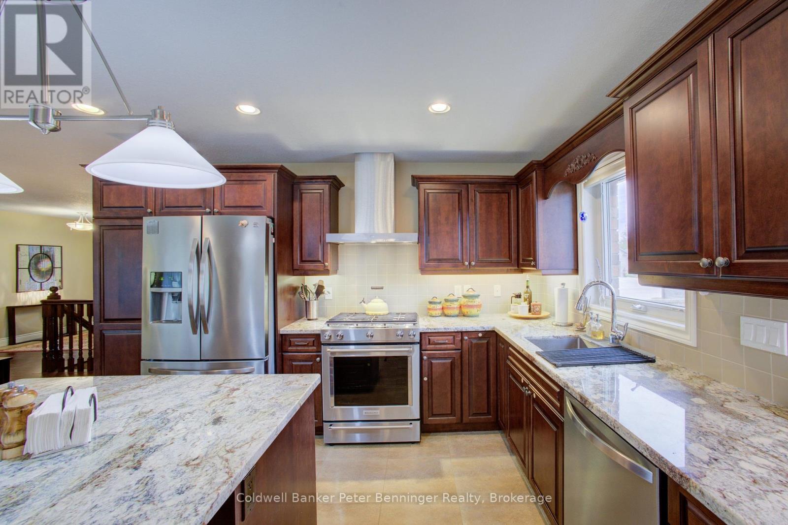 395 3rd Street S Property Photo 14