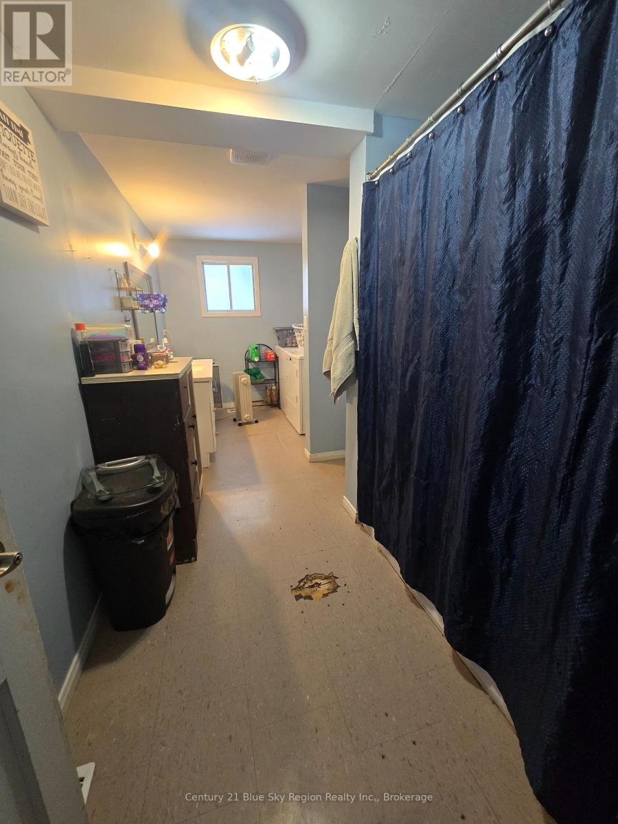 100 Nipissing Street Property Photo 16