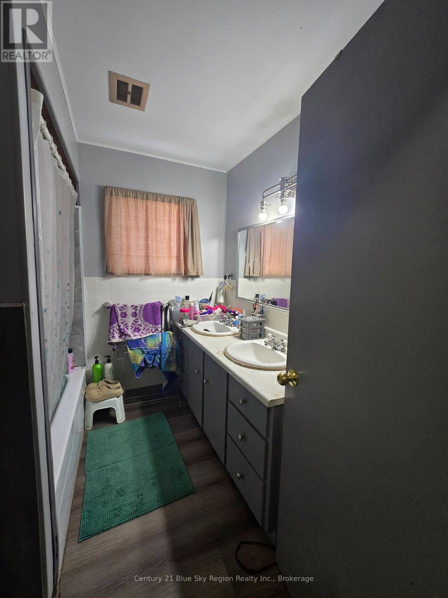 100 Nipissing Street Property Photo 20