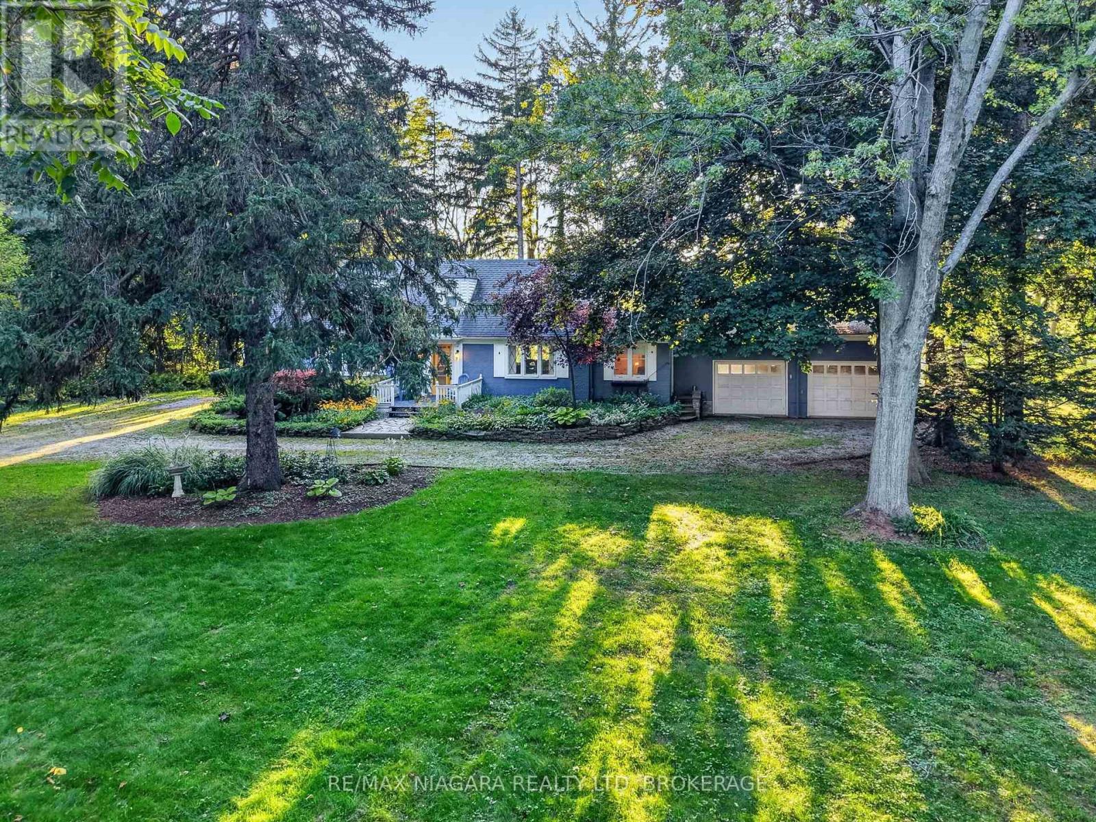 1577 Gregory Road Property Photo 3