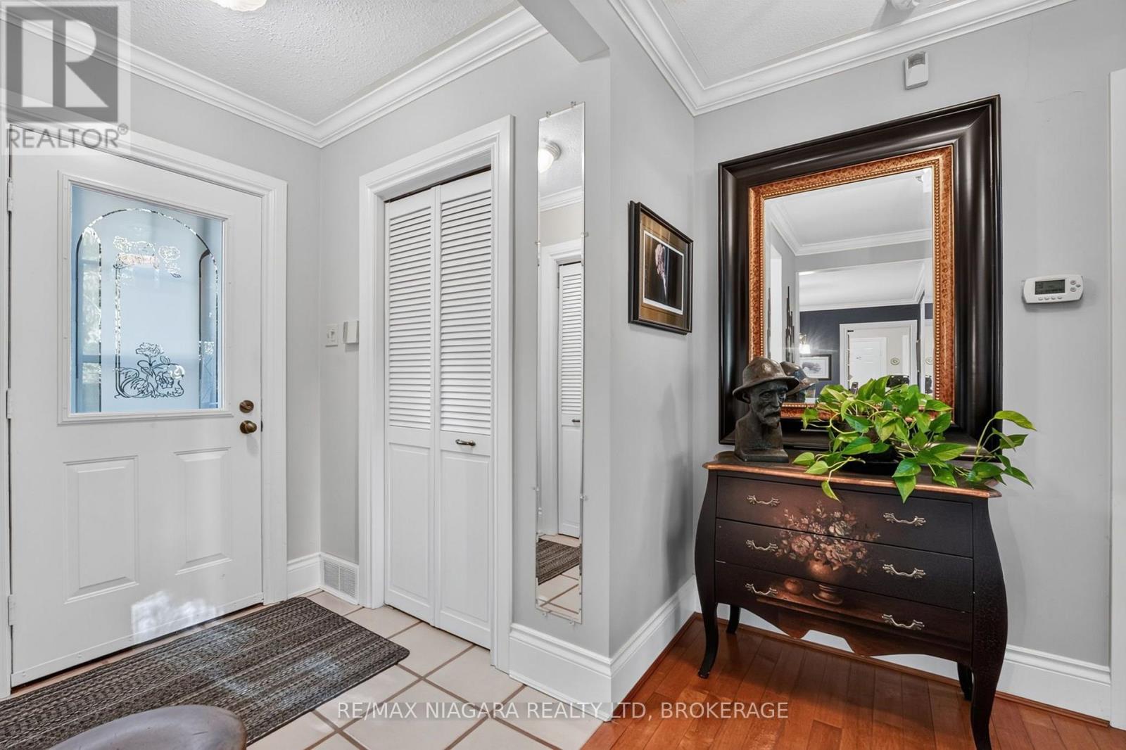 1577 Gregory Road Property Photo 8
