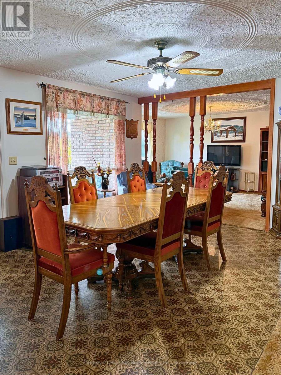 540 Bissett Street Property Photo 7