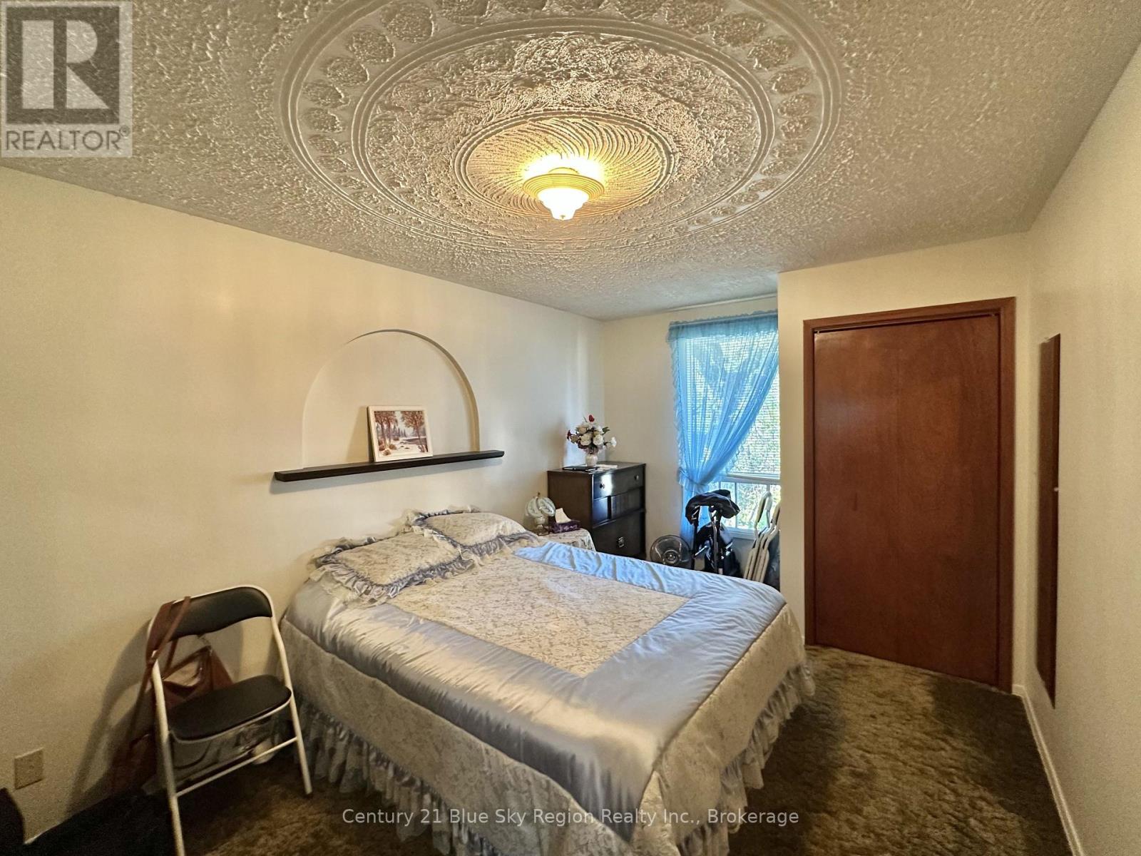 540 Bissett Street Property Photo 23