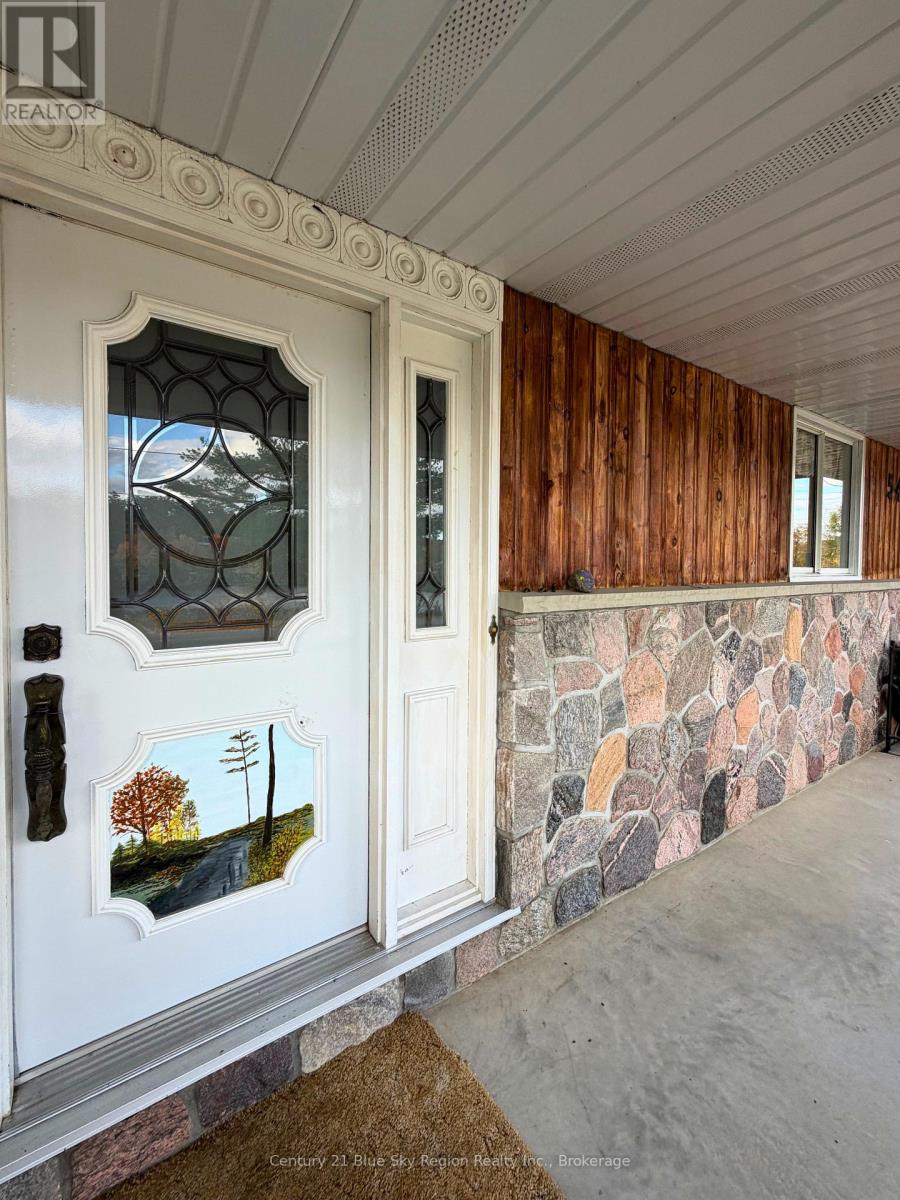 540 Bissett Street Property Photo 32