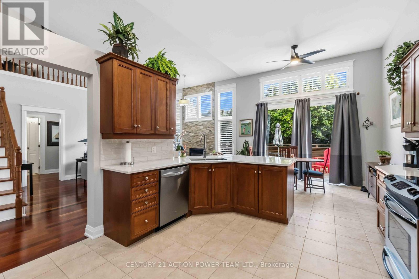 83 Blackshire Circle Property Photo 11