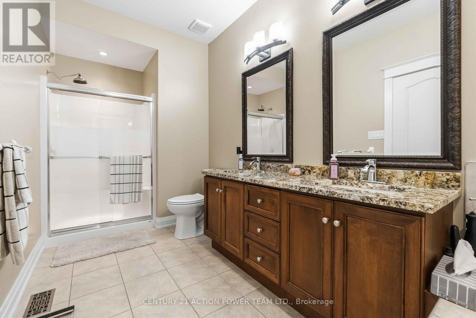 83 Blackshire Circle Property Photo 33