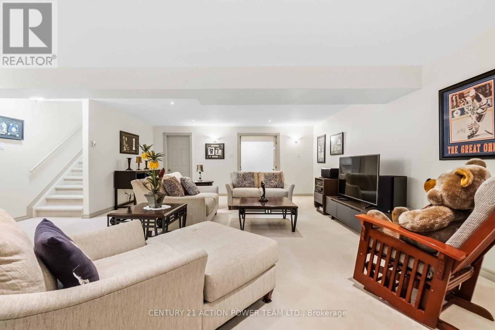 83 Blackshire Circle Property Photo 38