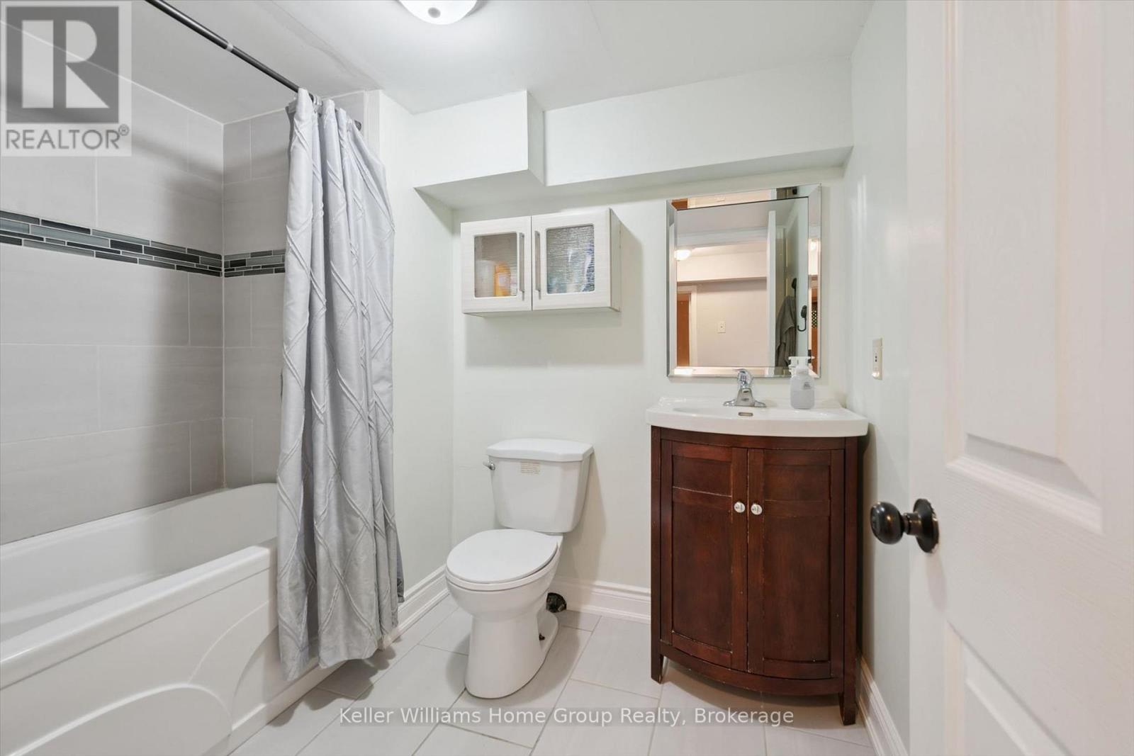 370 Gordon Street Property Photo 33