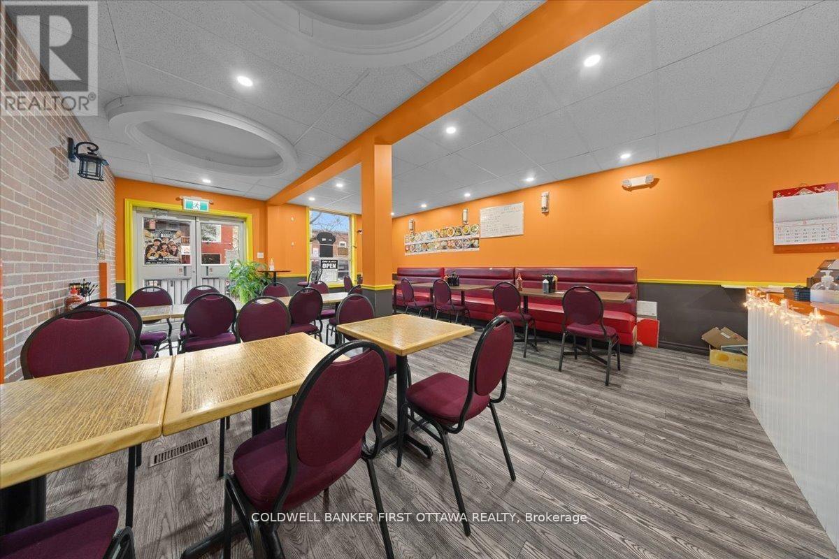 827 Somerset Street W Property Photo 11